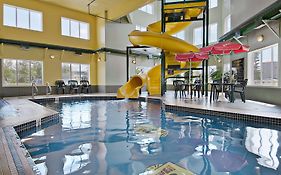 Super 8 By Wyndham Calgary Shawnessy Area Hotel Canada